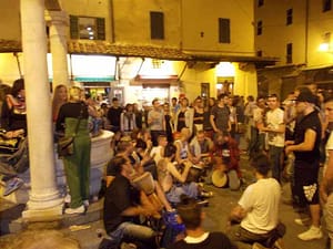 Movida. Notte movimentata e sonora sulla Sala a Pistoia