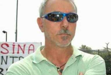 «ASPETTO ANCORA LE SCUSE DI QUEI CIALTRONI DI POLITICI» «ASPETTO ANCORA LE SCUSE DI QUEI CIALTRONI DI POLITICI»