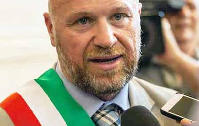 «NIENTE OSPEDALE NUOVO. A LIVORNO FACCIAMO MEGLIO COL VECCHIO» «NIENTE OSPEDALE NUOVO. A LIVORNO FACCIAMO MEGLIO COL VECCHIO»
