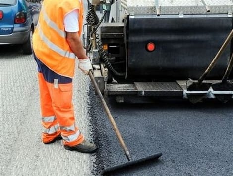 TERMINANO I LAVORI DI ASFALTATURA IN VIA DELLO SPECCHIO E VIA ARIOSTO TERMINANO I LAVORI DI ASFALTATURA IN VIA DELLO SPECCHIO E VIA ARIOSTO