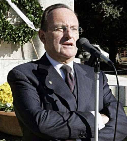 NOZZE GAY: IL PREFETTO LUBATTI HA RIBADITO LA CIRCOLARE ALFANO? NOZZE GAY: IL PREFETTO LUBATTI HA RIBADITO LA CIRCOLARE ALFANO?