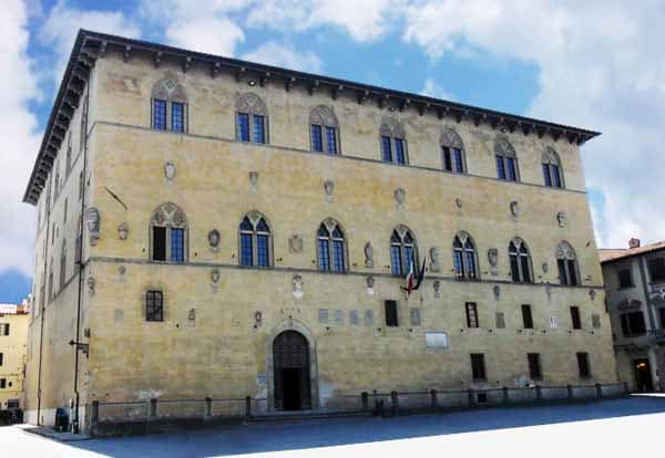 la battutaccia. GIUSTIZIA, PERCHÉ IL TRIBUNALE DI PISTOIA NONOSTANTE DIO?