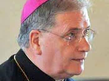 I PRIMI PROVVEDIMENTI DEL VESCOVO I PRIMI PROVVEDIMENTI DEL VESCOVO