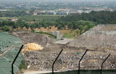 serravalle. COMITATO DI CONTROLLO SULLA GESTIONE DELLA DISCARICA DEL CASSERO, LETTERA APERTA A PIERO LUNARDI serravalle. COMITATO DI CONTROLLO SULLA GESTIONE DELLA DISCARICA DEL CASSERO, LETTERA APERTA A PIERO LUNARDI