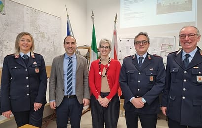 montemurlo. UNA POLIZIA MUNICIPALE DALLA PARTE DEL CITTADINO montemurlo. UNA POLIZIA MUNICIPALE DALLA PARTE DEL CITTADINO